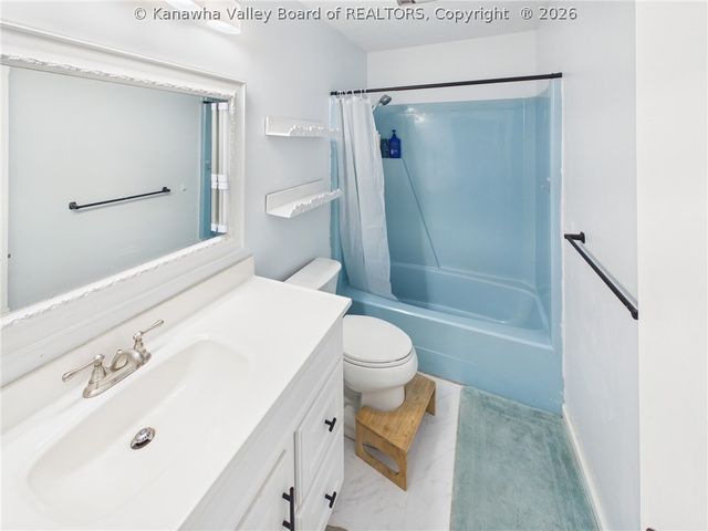 103 Leisure Lane, Huntington, WV 25705