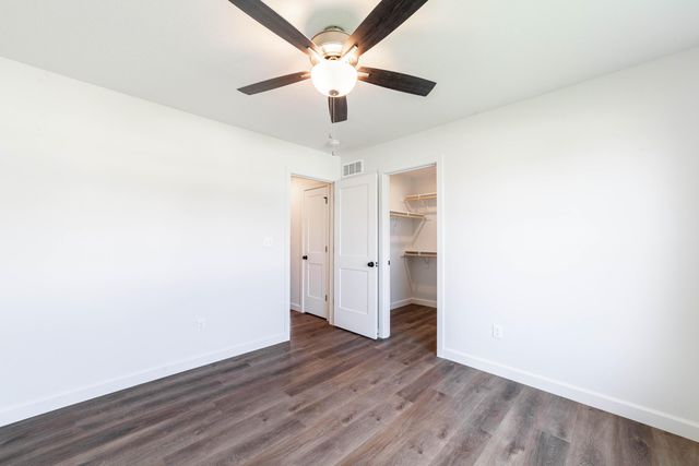 5104 MODESTO DR, Columbia, MO 65203