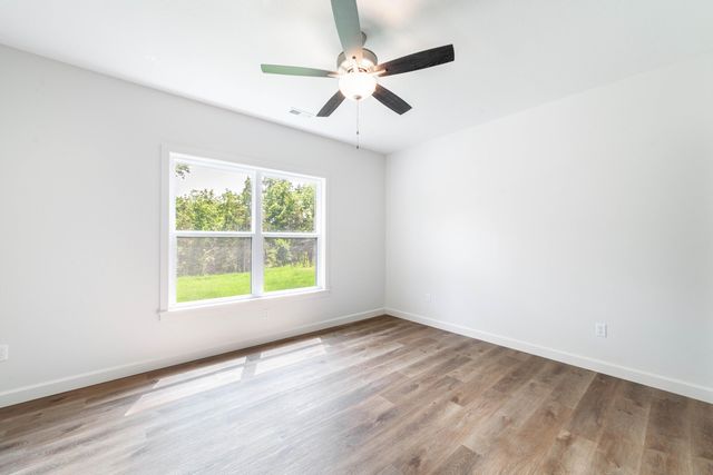 5104 MODESTO DR, Columbia, MO 65203