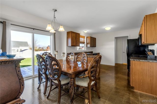 694 Pleasant View Drive, Lancaster, NY 14068