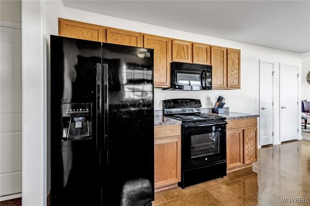 694 Pleasant View Drive, Lancaster, NY 14068