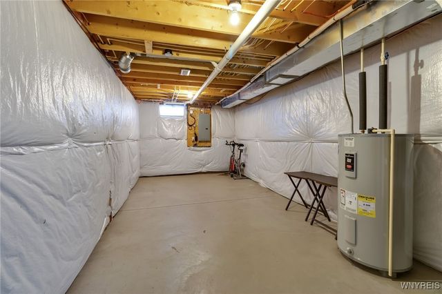 694 Pleasant View Drive, Lancaster, NY 14068