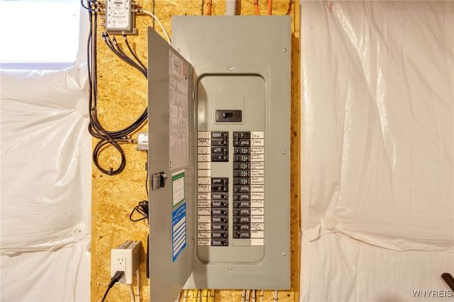 694 Pleasant View Drive, Lancaster, NY 14068