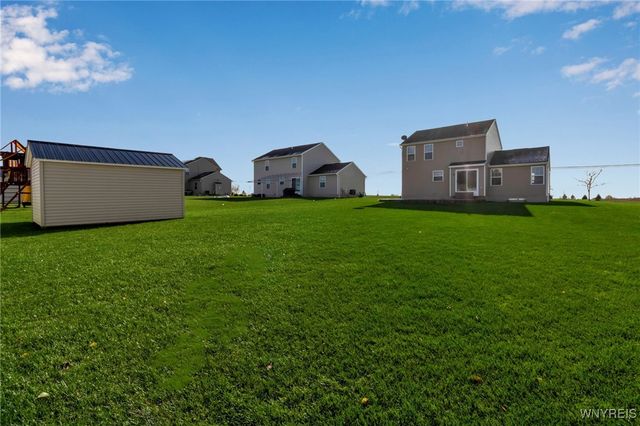 694 Pleasant View Drive, Lancaster, NY 14068