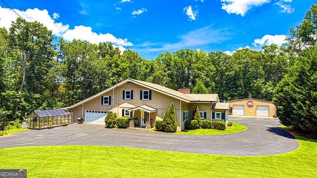 11 Edgewater Court, Griffin, GA 30223