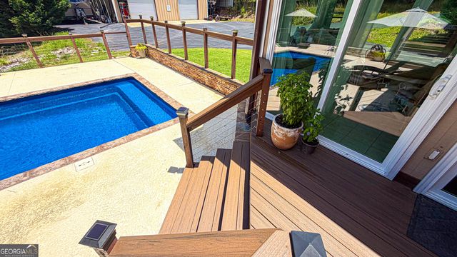 11 Edgewater Court, Griffin, GA 30223
