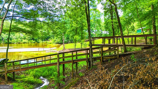 11 Edgewater Court, Griffin, GA 30223