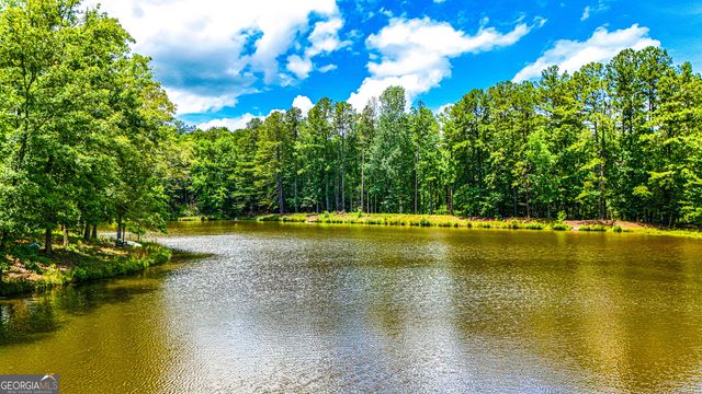 11 Edgewater Court, Griffin, GA 30223