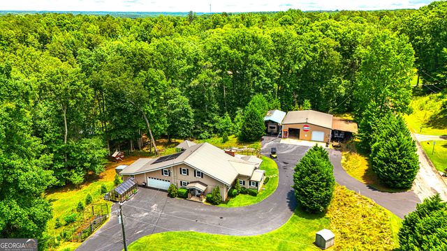 11 Edgewater Court, Griffin, GA 30223