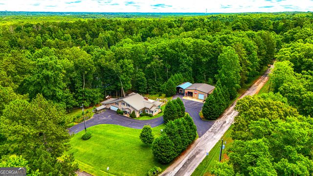 11 Edgewater Court, Griffin, GA 30223