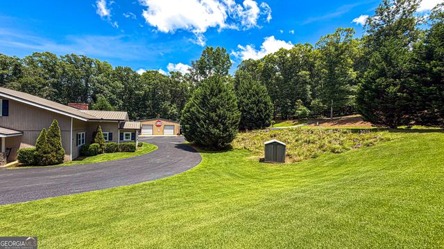 11 Edgewater Court, Griffin, GA 30223