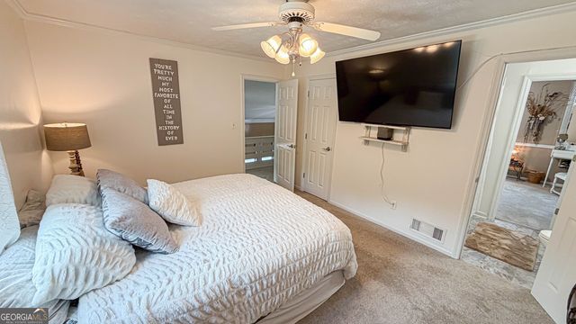 11 Edgewater Court, Griffin, GA 30223