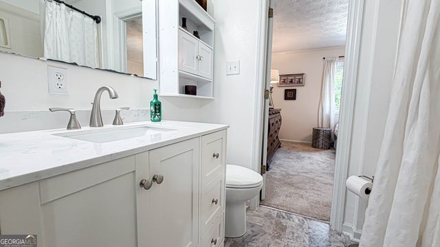 11 Edgewater Court, Griffin, GA 30223