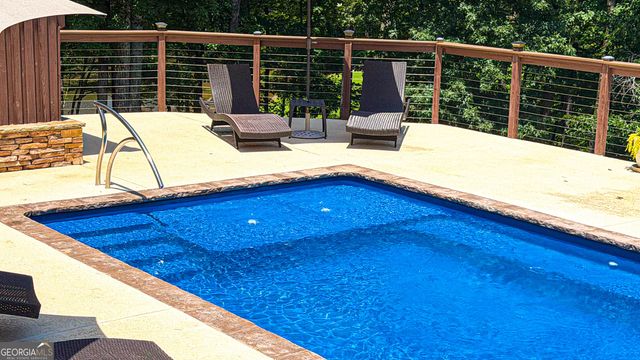 11 Edgewater Court, Griffin, GA 30223