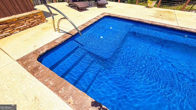 11 Edgewater Court, Griffin, GA 30223