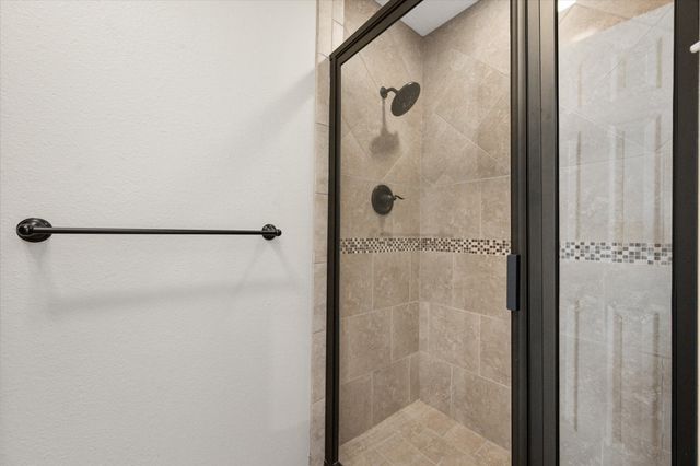 1229 Roaring Springs Road, Fort Worth, TX 76114