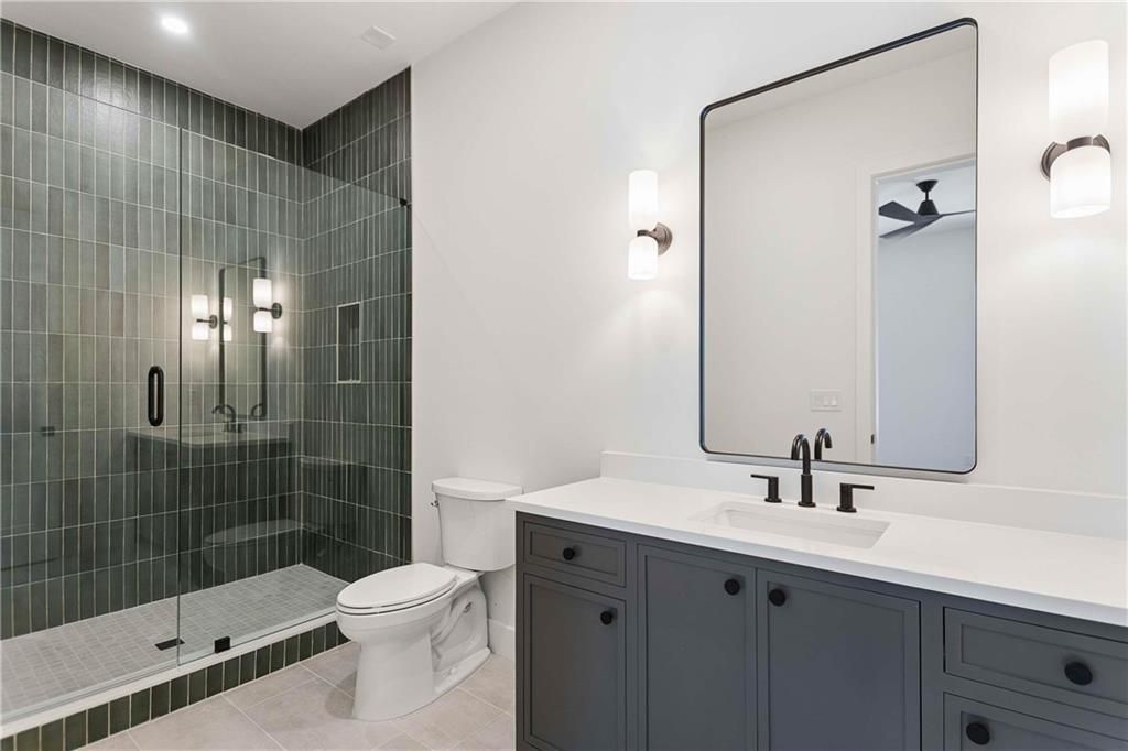 Image 59 of property listing at 3035 Parkridge Drive NE, Brookhaven, GA 30319