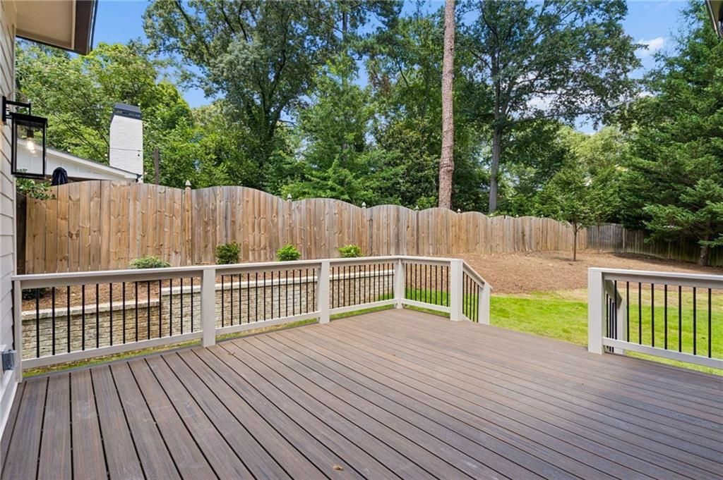Image 62 of property listing at 3035 Parkridge Drive NE, Brookhaven, GA 30319