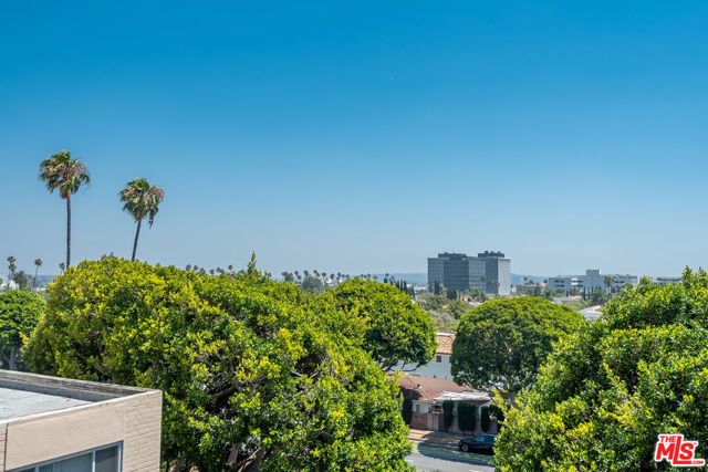 318 N Maple Drive 506, Beverly Hills, CA 90210