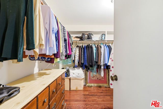 318 N Maple Drive 506, Beverly Hills, CA 90210