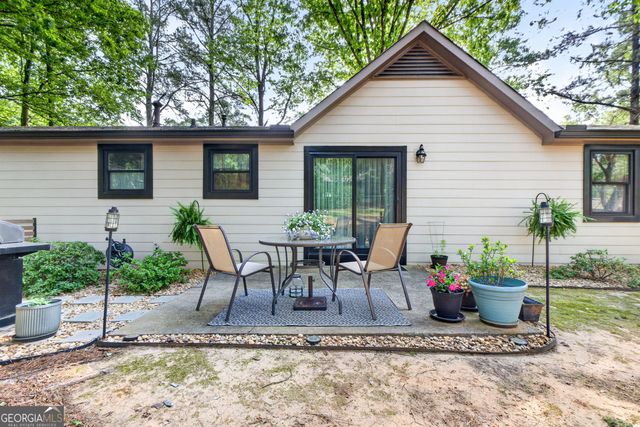 3901 Erica Circle, Douglasville, GA 30135