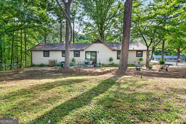 3901 Erica Circle, Douglasville, GA 30135