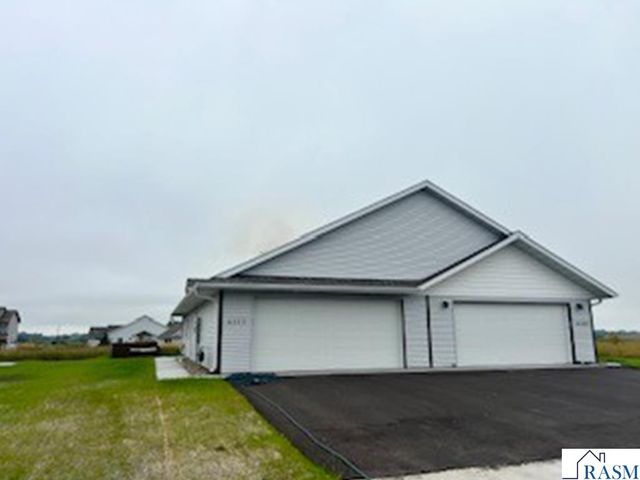 3109 Scotch Lane, Mankato, MN 56001