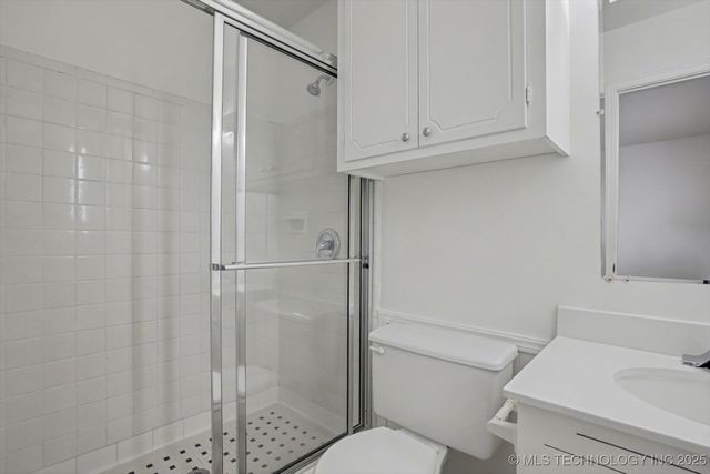 2506 E 51st Street, Tulsa, OK 74105