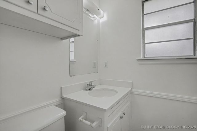 2506 E 51st Street, Tulsa, OK 74105