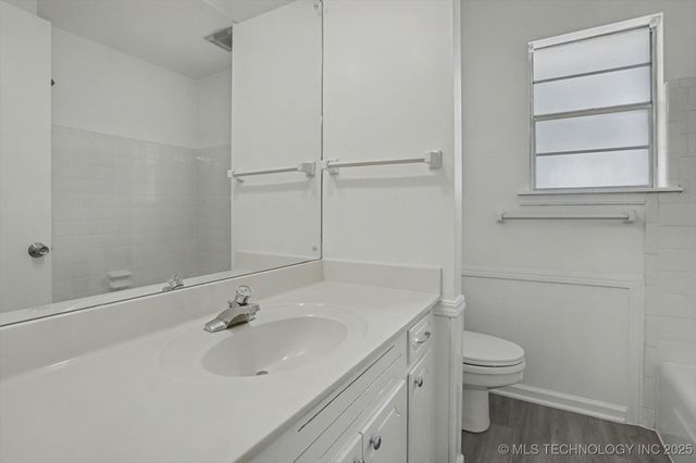 2506 E 51st Street, Tulsa, OK 74105