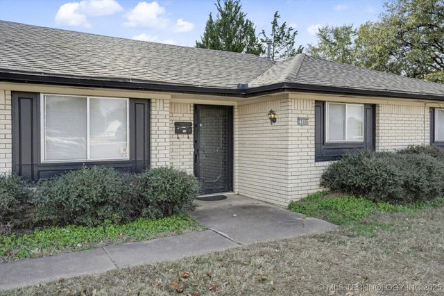 2506 E 51st Street, Tulsa, OK 74105