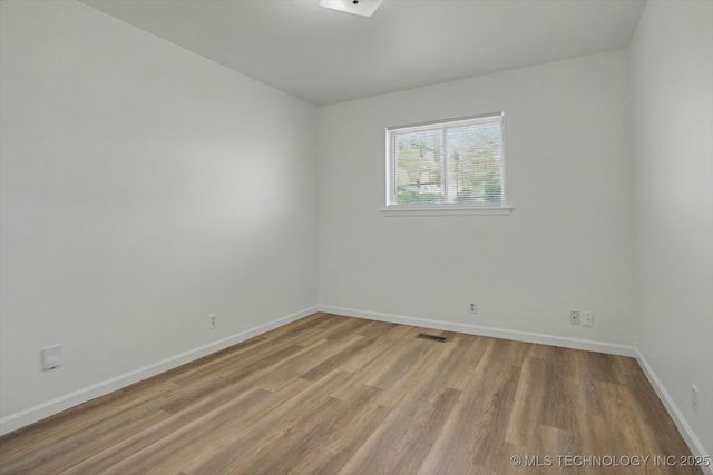 2506 E 51st Street, Tulsa, OK 74105