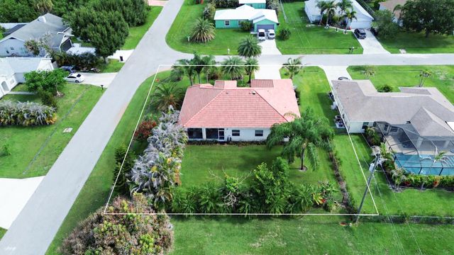 1602 SW Cefalu Circle, Port St. Lucie, Port St Lucie, FL 34953