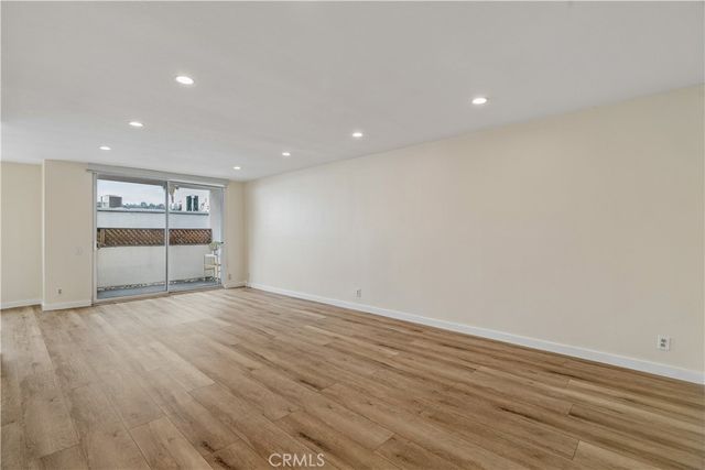 4637 Willis Avenue 306, Sherman Oaks, CA 91403