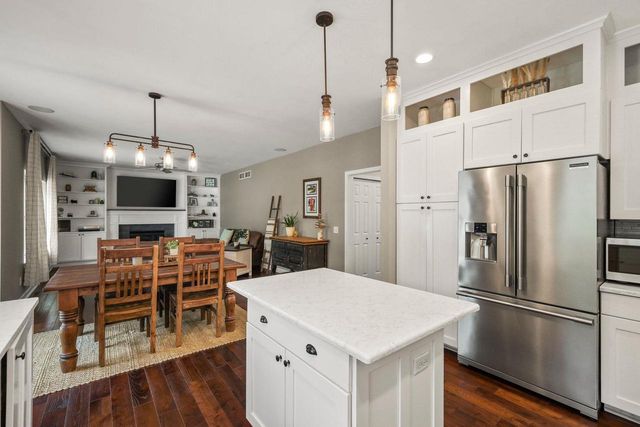 1202 Tamarack Way, Verona, WI 53593