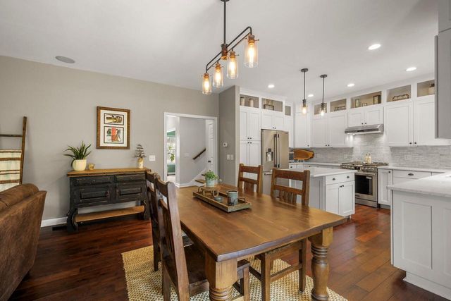 1202 Tamarack Way, Verona, WI 53593