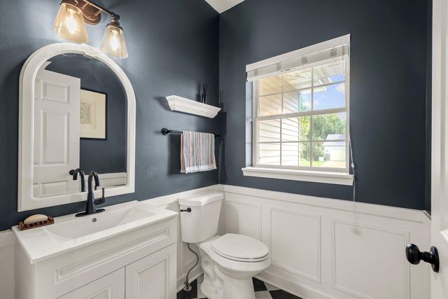 1202 Tamarack Way, Verona, WI 53593