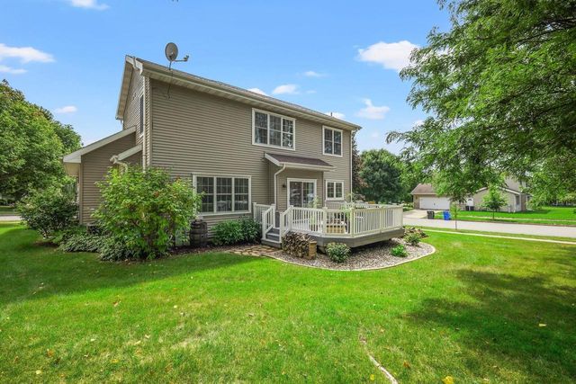 1202 Tamarack Way, Verona, WI 53593