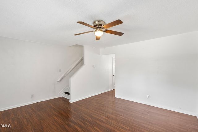28 Riverwalk Terrace, Durham, NC 27704