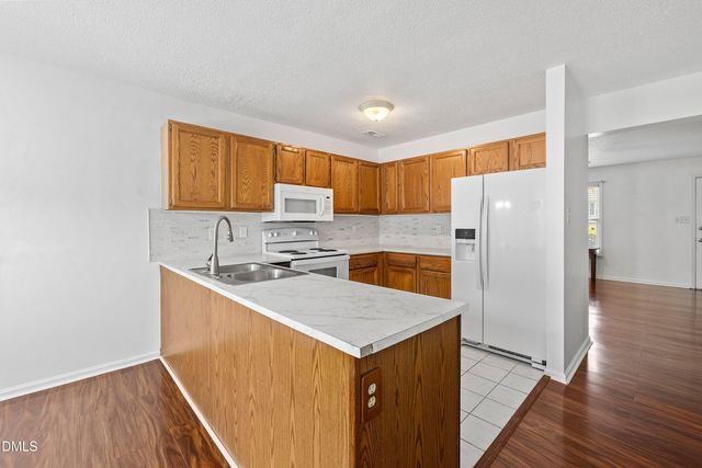 28 Riverwalk Terrace, Durham, NC 27704