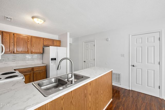 28 Riverwalk Terrace, Durham, NC 27704