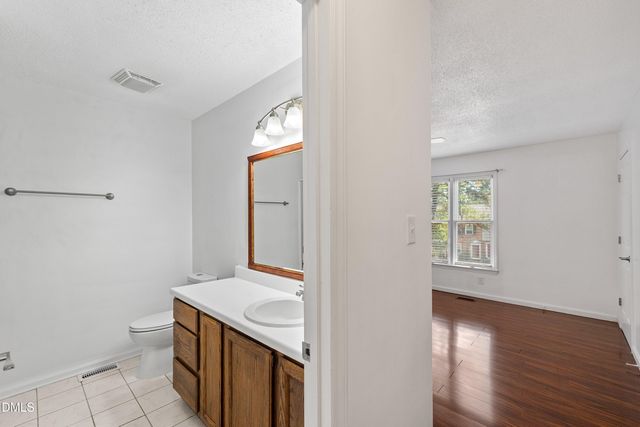 28 Riverwalk Terrace, Durham, NC 27704