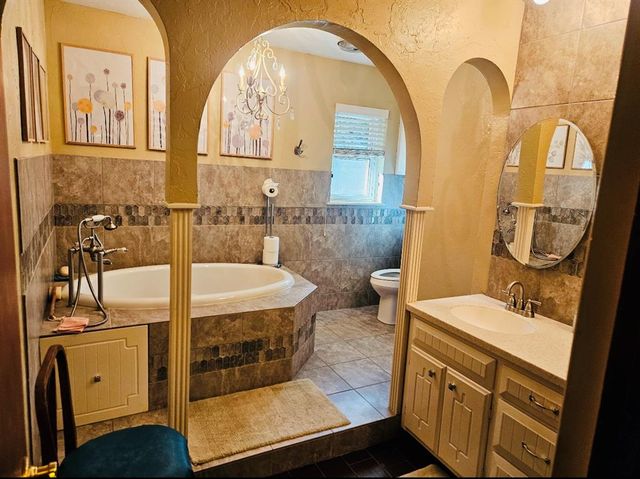 8216 Golden Oaks Road, Oklahoma City, OK 73127