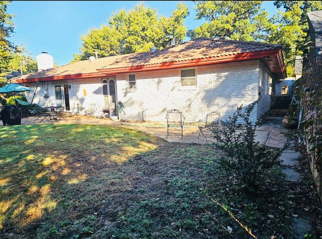 8216 Golden Oaks Road, Oklahoma City, OK 73127