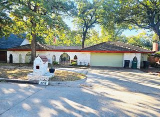 8216 Golden Oaks Road, Oklahoma City, OK 73127