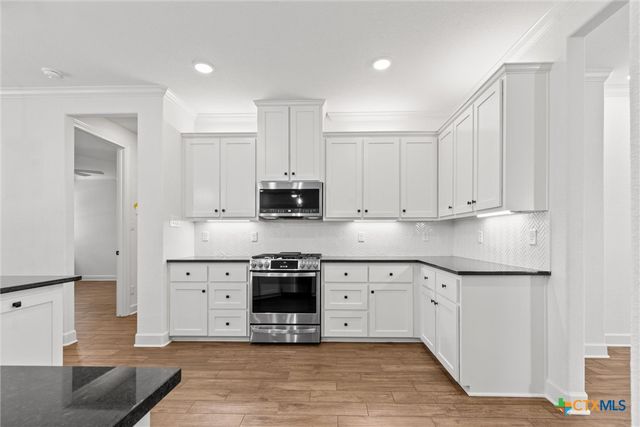 4113 Turning Leaf Drive, Nolanville, TX 76559