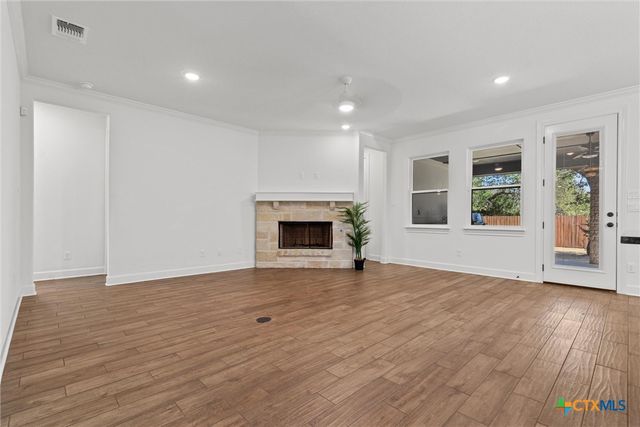 4113 Turning Leaf Drive, Nolanville, TX 76559