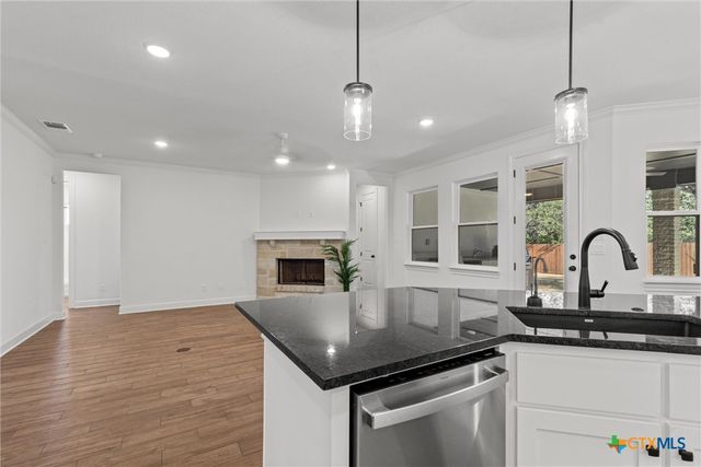 4113 Turning Leaf Drive, Nolanville, TX 76559