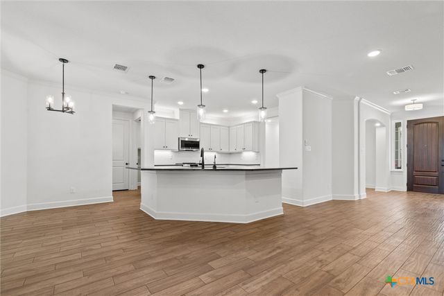 4113 Turning Leaf Drive, Nolanville, TX 76559