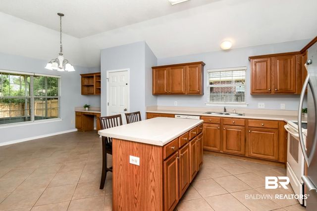 2136 Spring Grove Court, Mobile, AL 36695